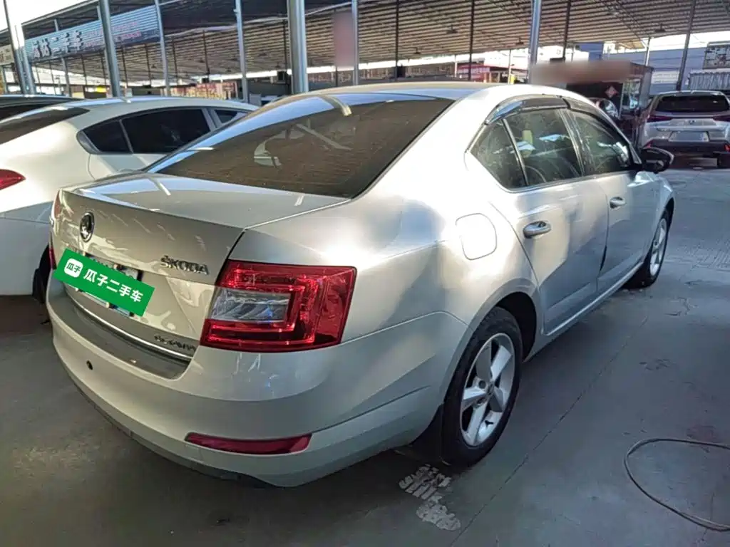 Skoda Octavia — миниатюра 7