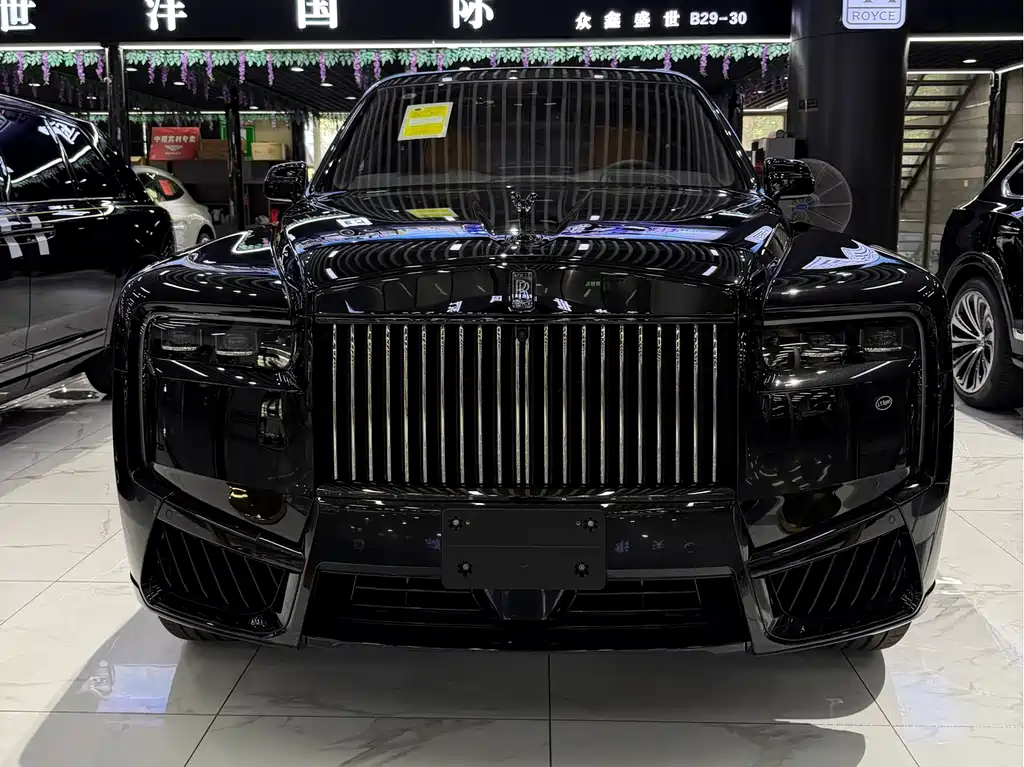 Rolls-Royce Cullinan 2025 Black Badge