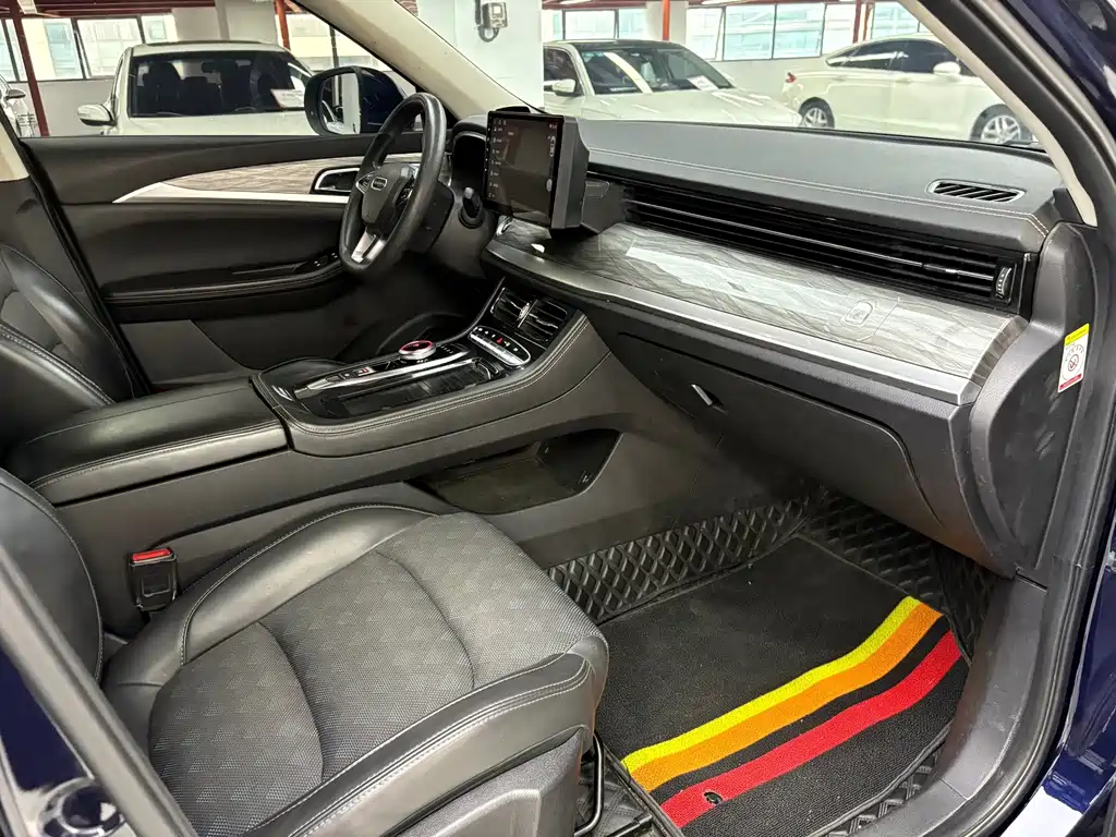 Skyworth EV6 — миниатюра 13