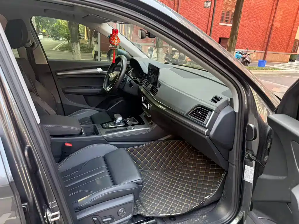 Audi Q5L — миниатюра 5