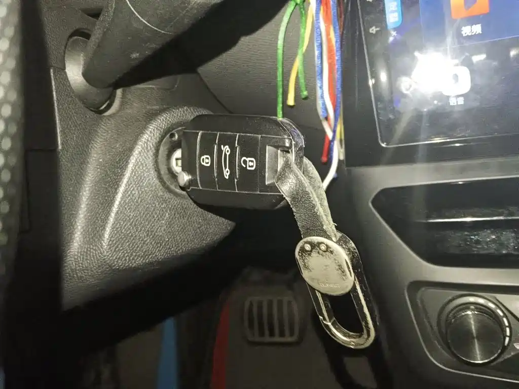 Peugeot 308 — миниатюра 9