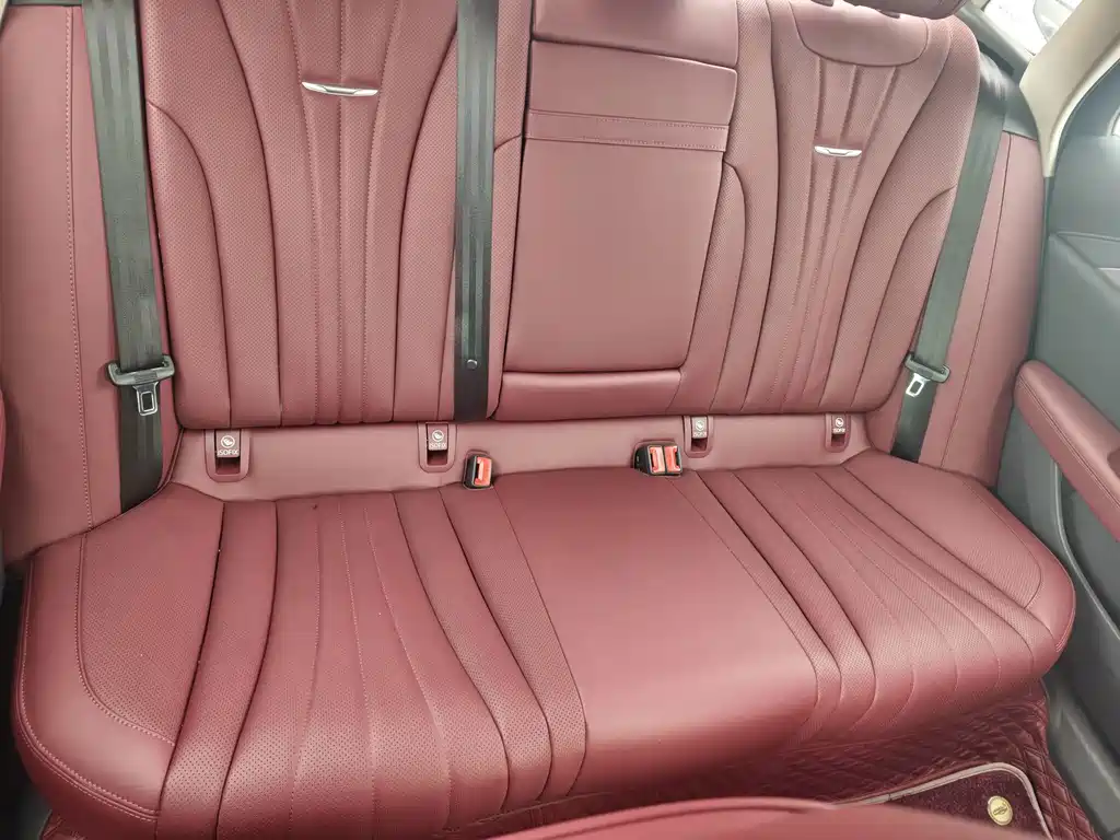 Hongqi Hongqi H5 — миниатюра 14
