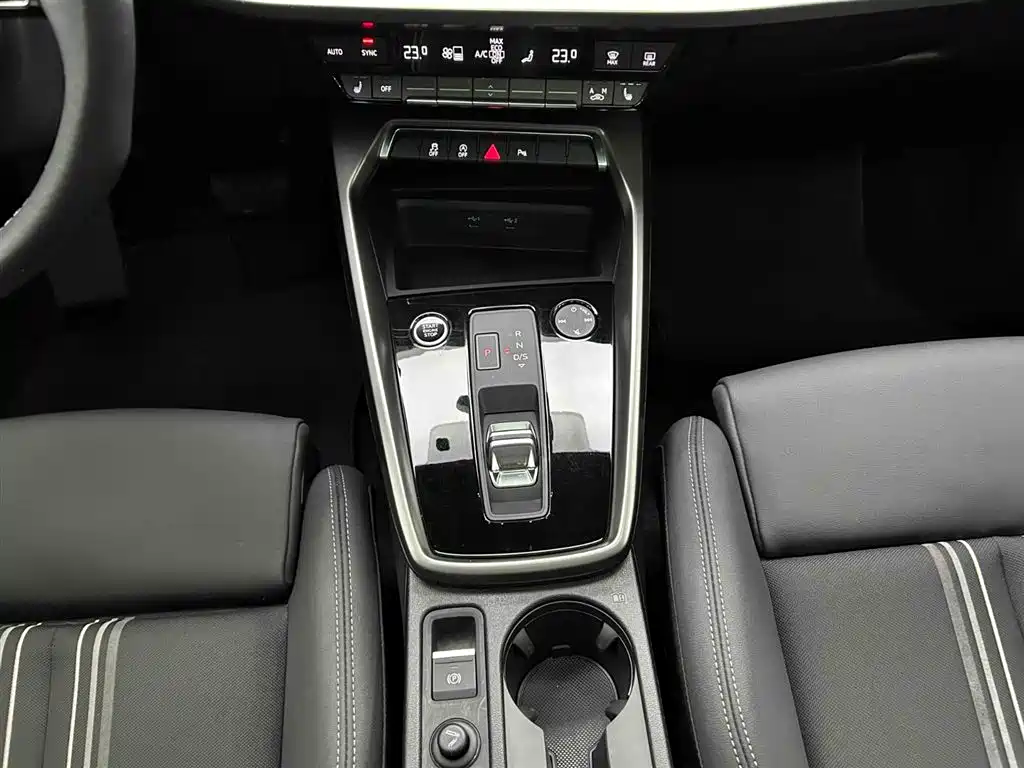 Audi A3 2023 Sportback 35 TFSI Fashion Sport