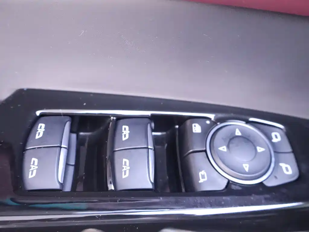 Buick GL8 — миниатюра 17