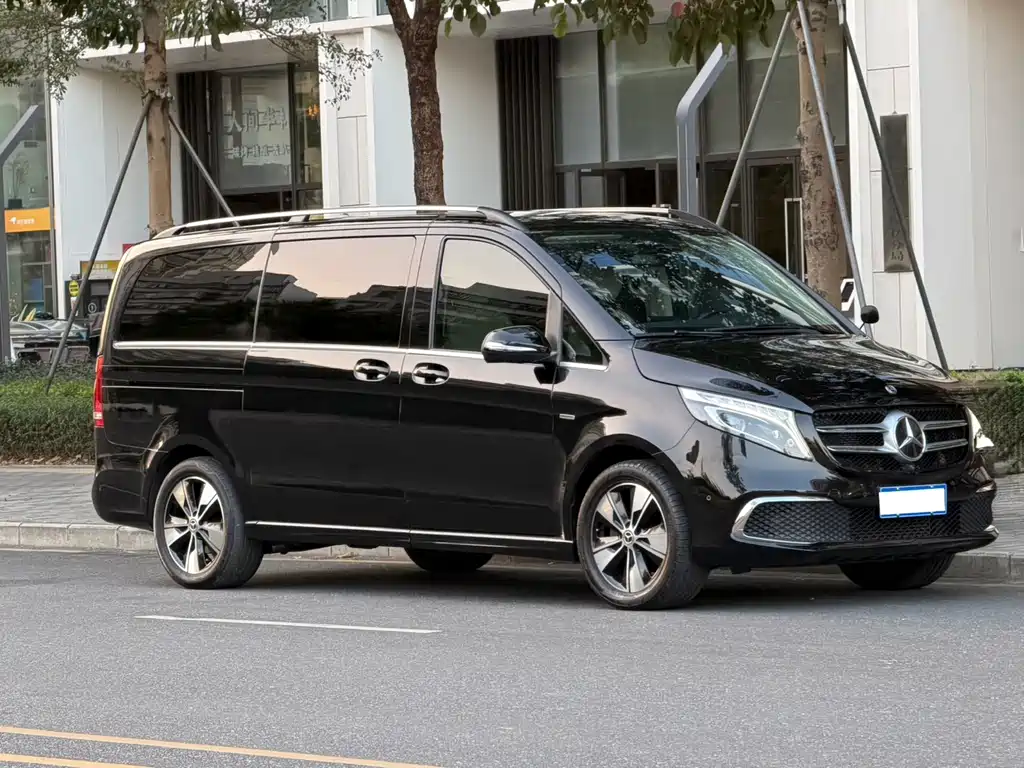 MERCEDES-BENZ V CLASS