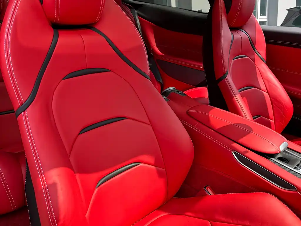 Ferrari GTC4Lusso — миниатюра 4