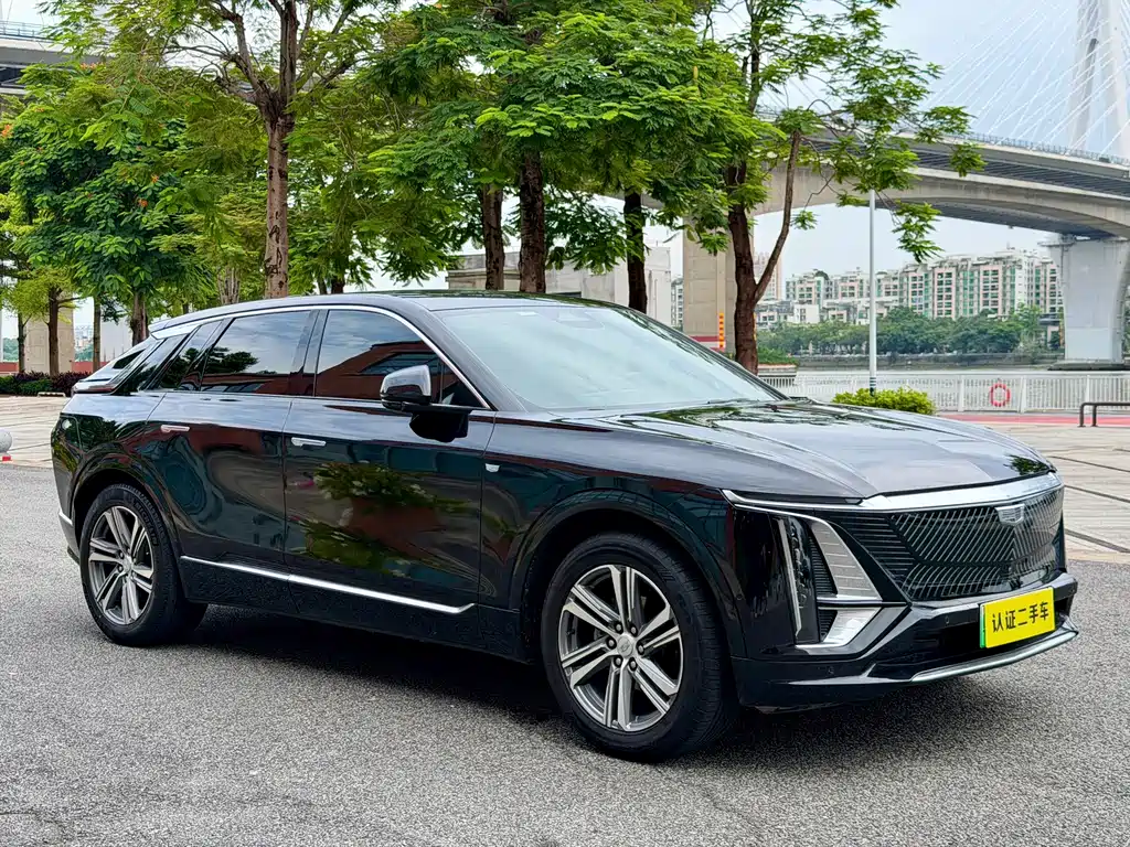 Cadillac Lyriq — миниатюра 7