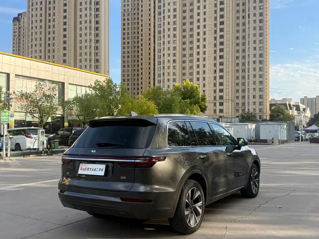 Li Auto Li ONE — миниатюра 4