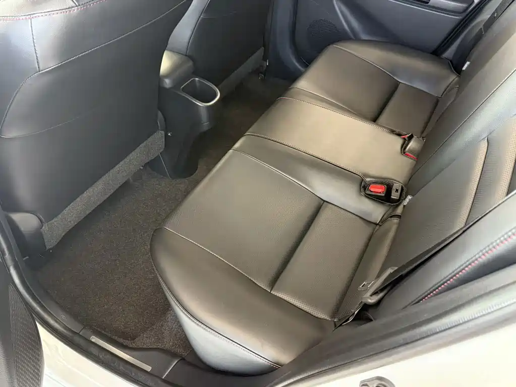 Toyota Yaris L — миниатюра 17