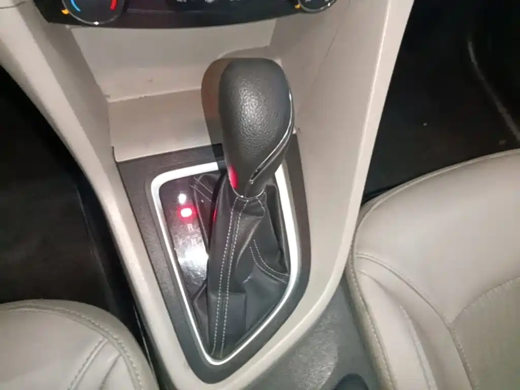 Buick Excelle — миниатюра 14