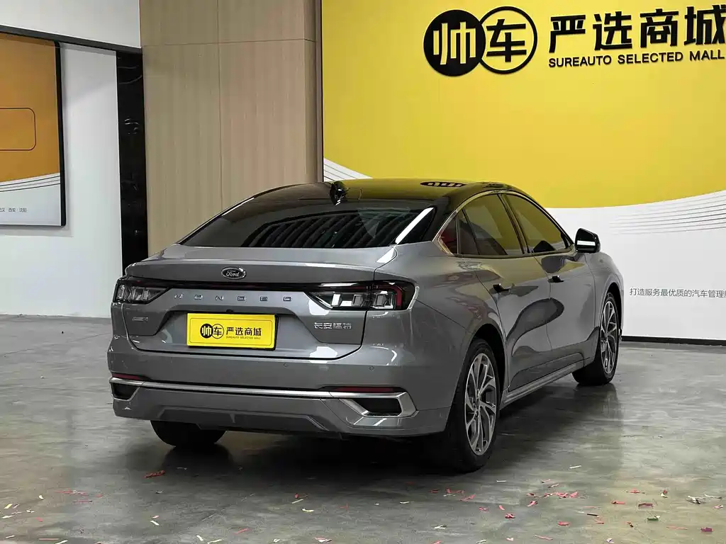 Ford Mondeo — миниатюра 6