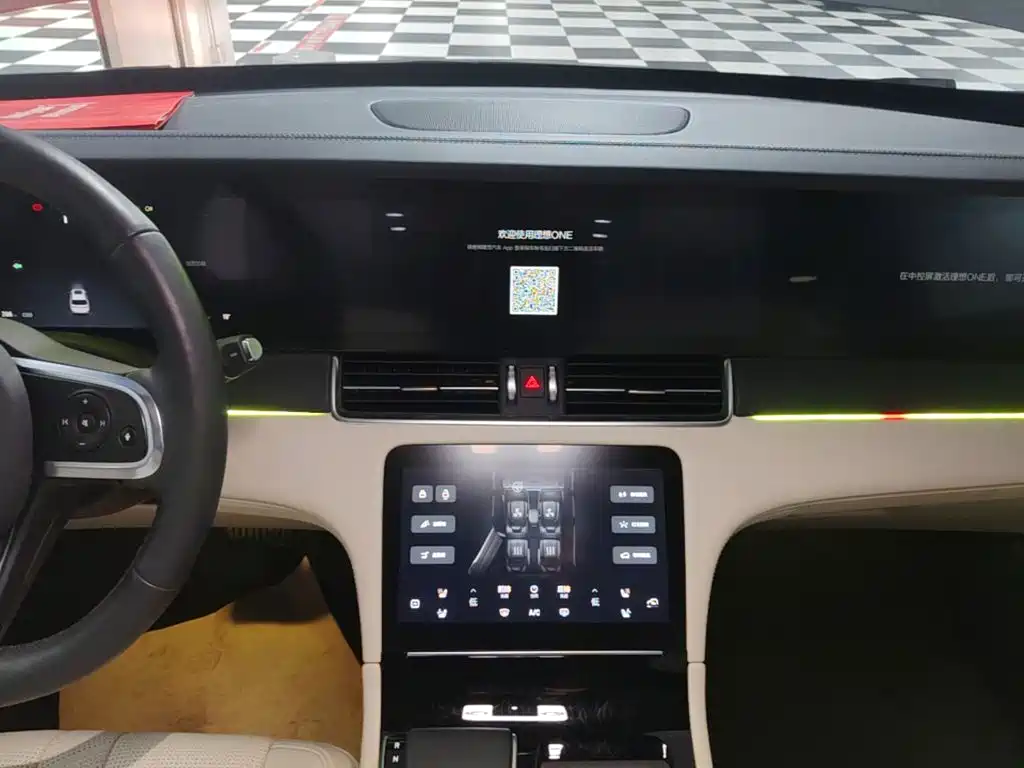 Li Auto Li ONE — миниатюра 13