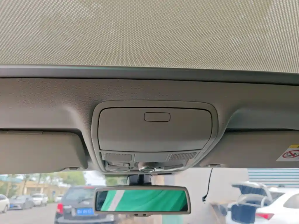 Volkswagen Tiguan — миниатюра 18