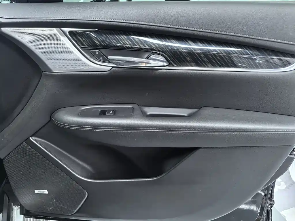 Cadillac XT6 — миниатюра 17