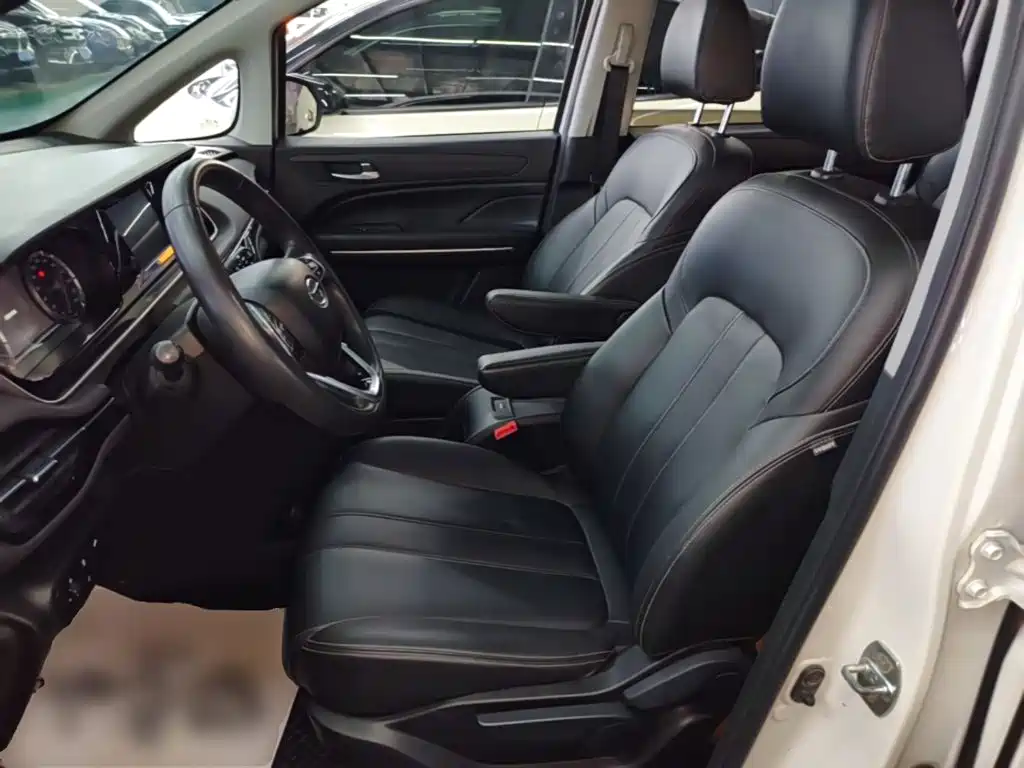 GAC Motor Trumpchi M6 — миниатюра 15
