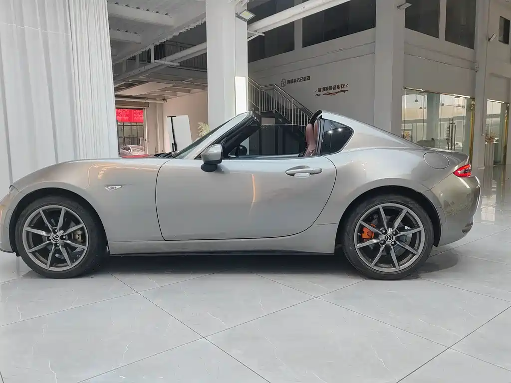 Mazda MX-5 — миниатюра 12