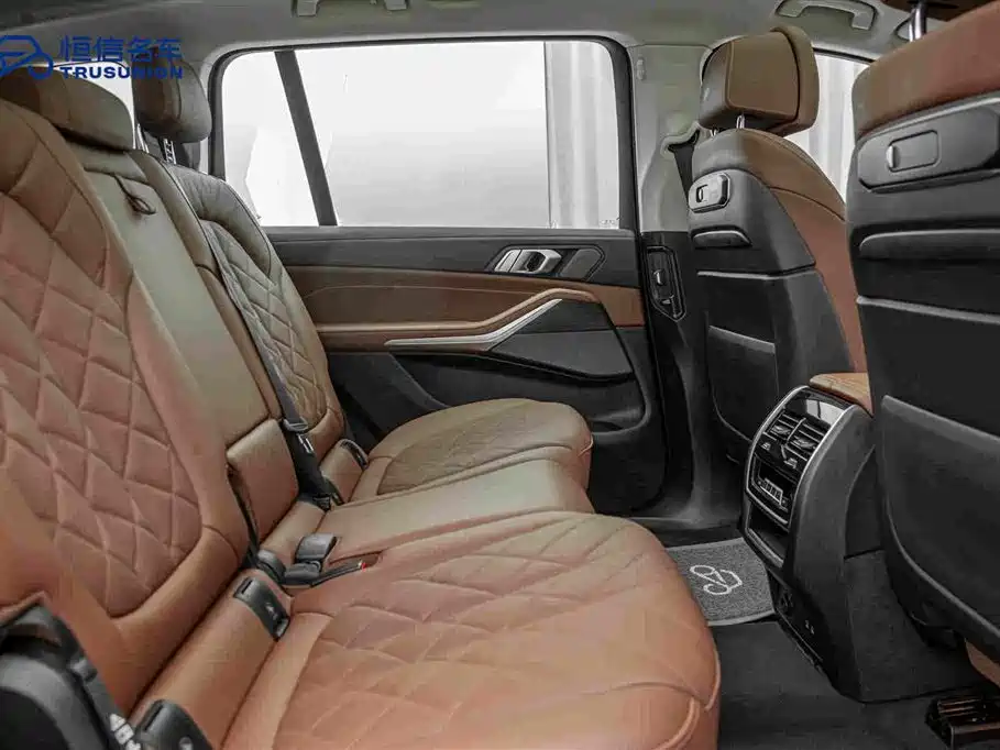BMW X7 — миниатюра 16