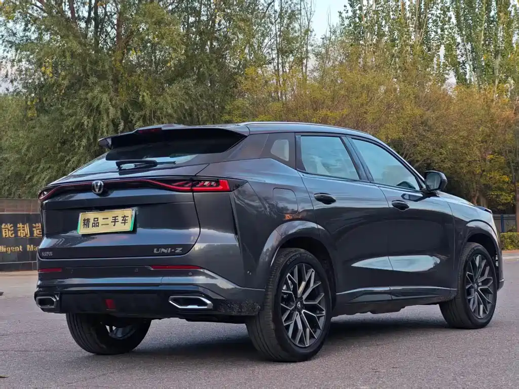 Changan UNI-Z New Energy — миниатюра 7