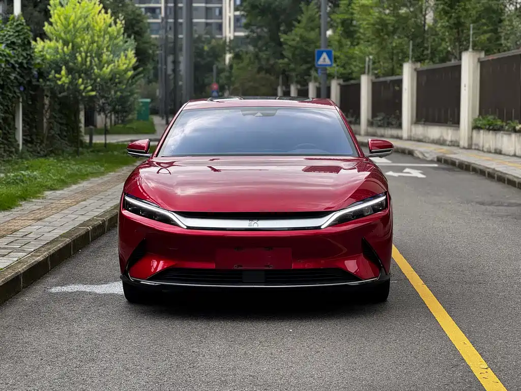 BYD Han — миниатюра 2