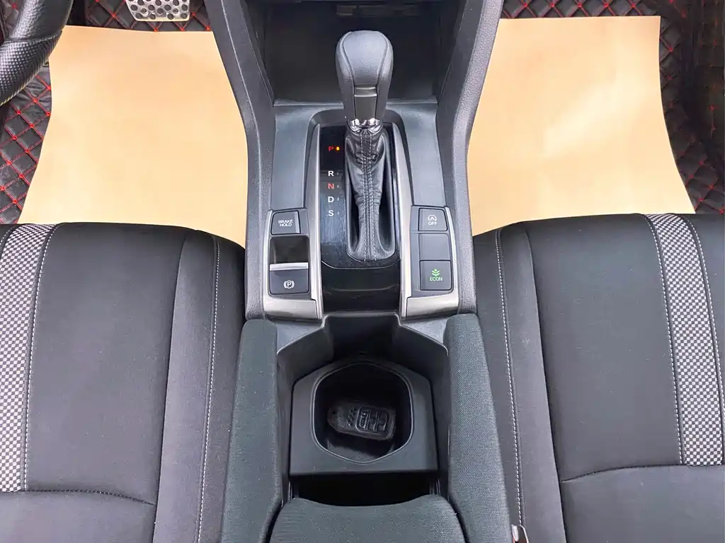 Honda Civic — миниатюра 18