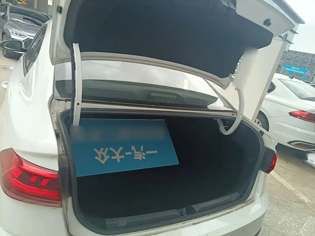 Volkswagen Bora — миниатюра 19