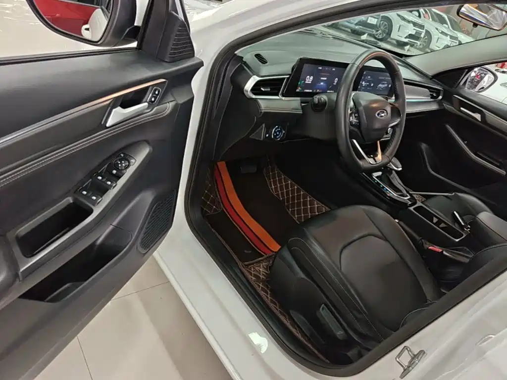 Ford Escort — миниатюра 16