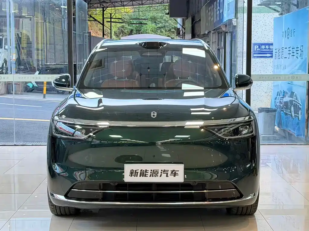 AITO AITO M8 — миниатюра 2