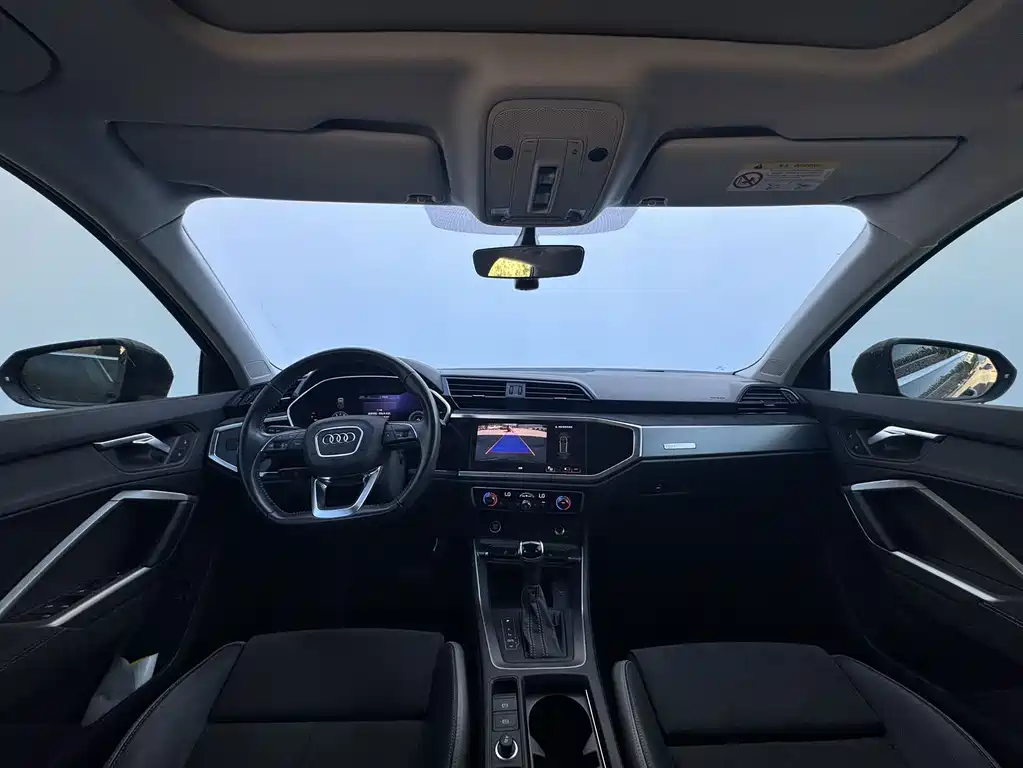 Audi Q3 — миниатюра 10