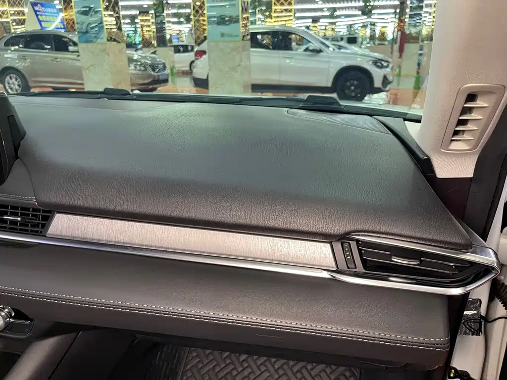 Mazda Atenza — миниатюра 17