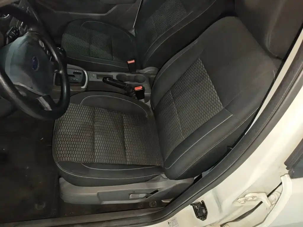 Ford Focus — миниатюра 15