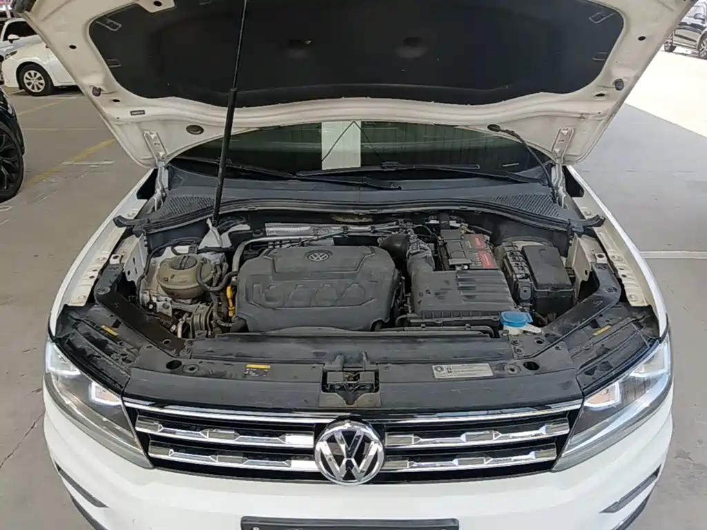 Volkswagen Tiguan L — миниатюра 20