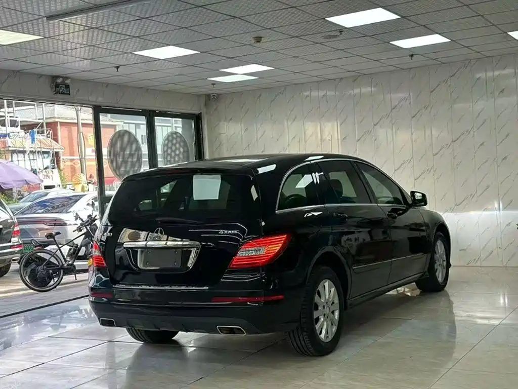 Mercedes-Benz R-Class — миниатюра 7