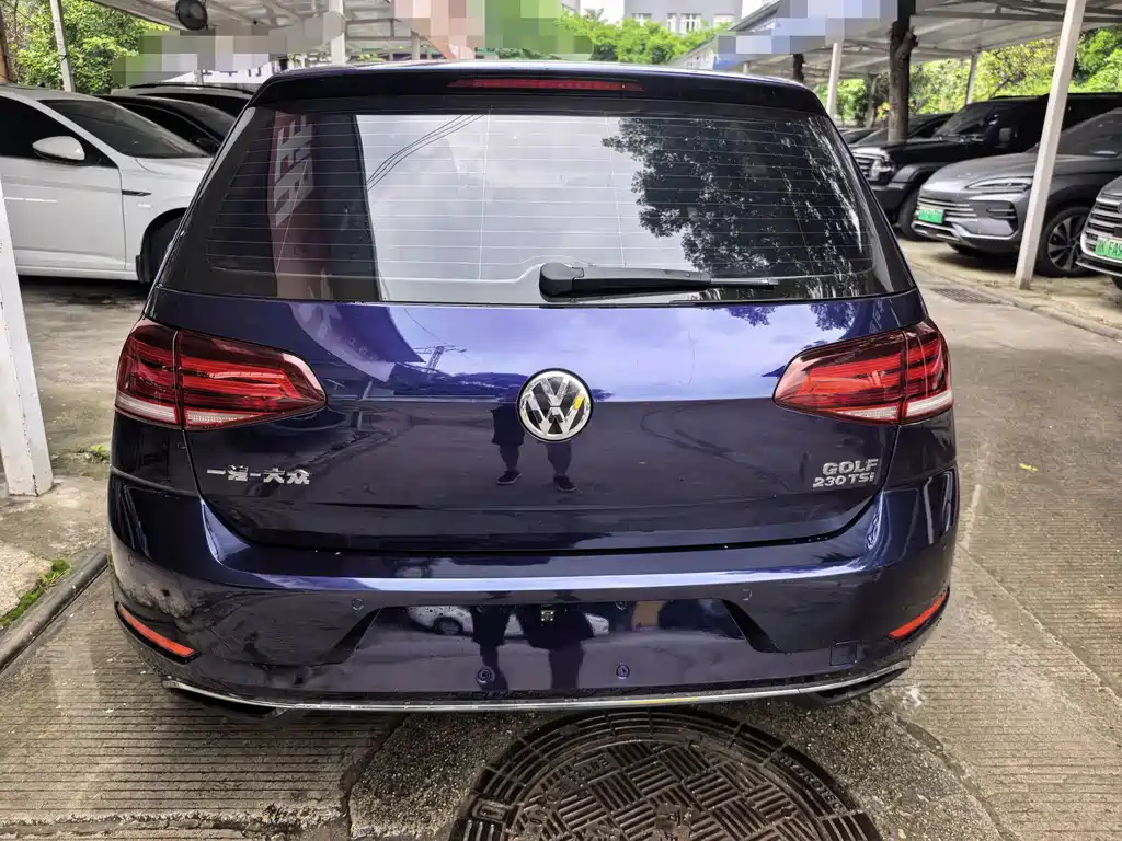 Volkswagen Golf 2018 230TSI AT Comfort
