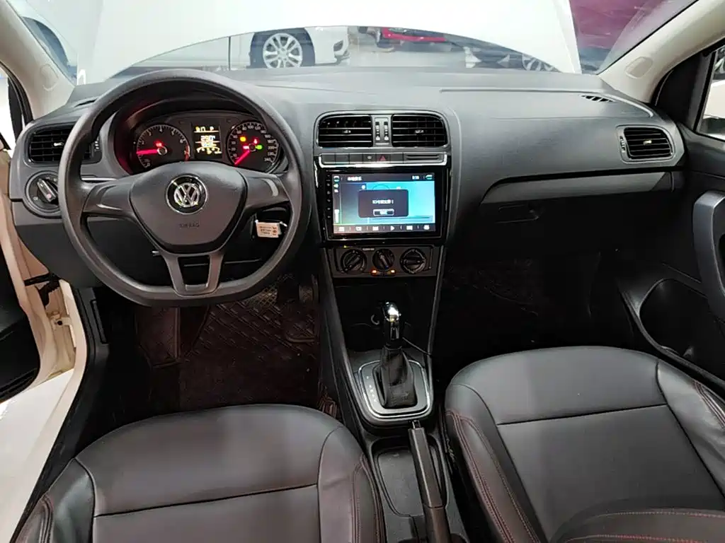 Volkswagen Polo — миниатюра 10