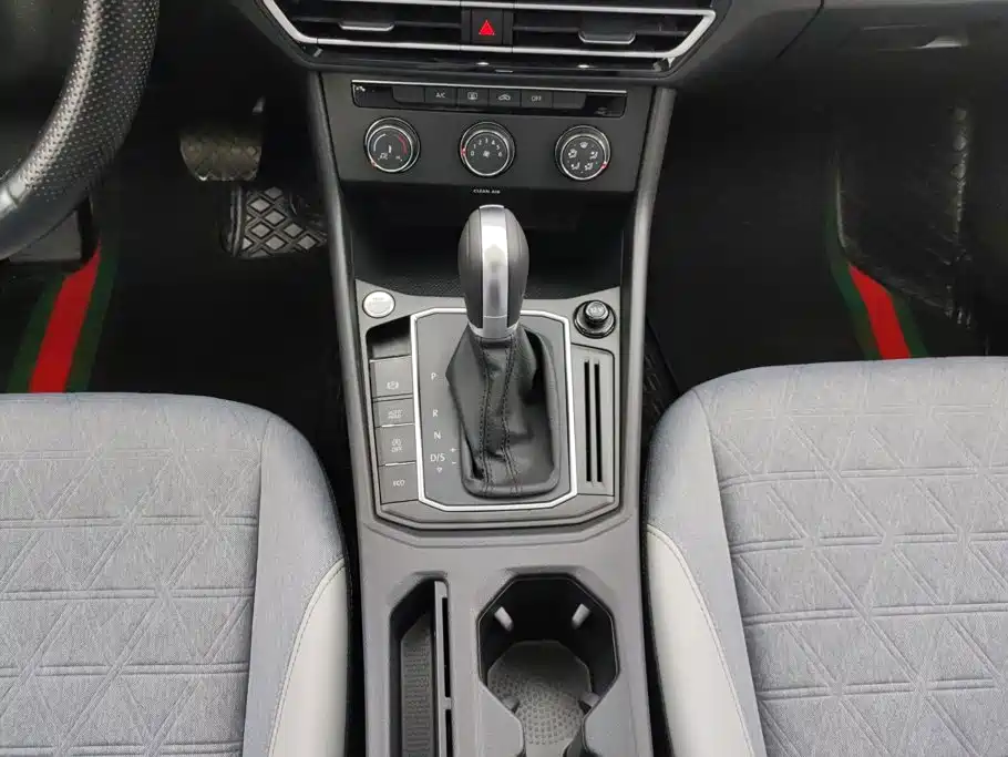 Volkswagen Lavida — миниатюра 16
