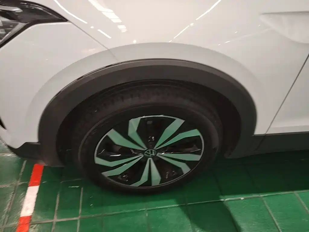 Volkswagen Tharu — миниатюра 23