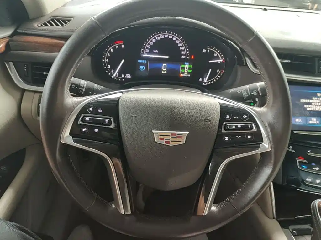 Cadillac XTS — миниатюра 11