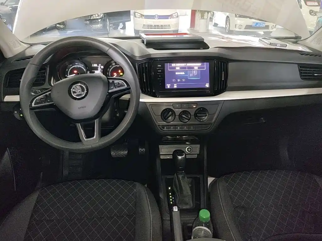Skoda Kamiq — миниатюра 10