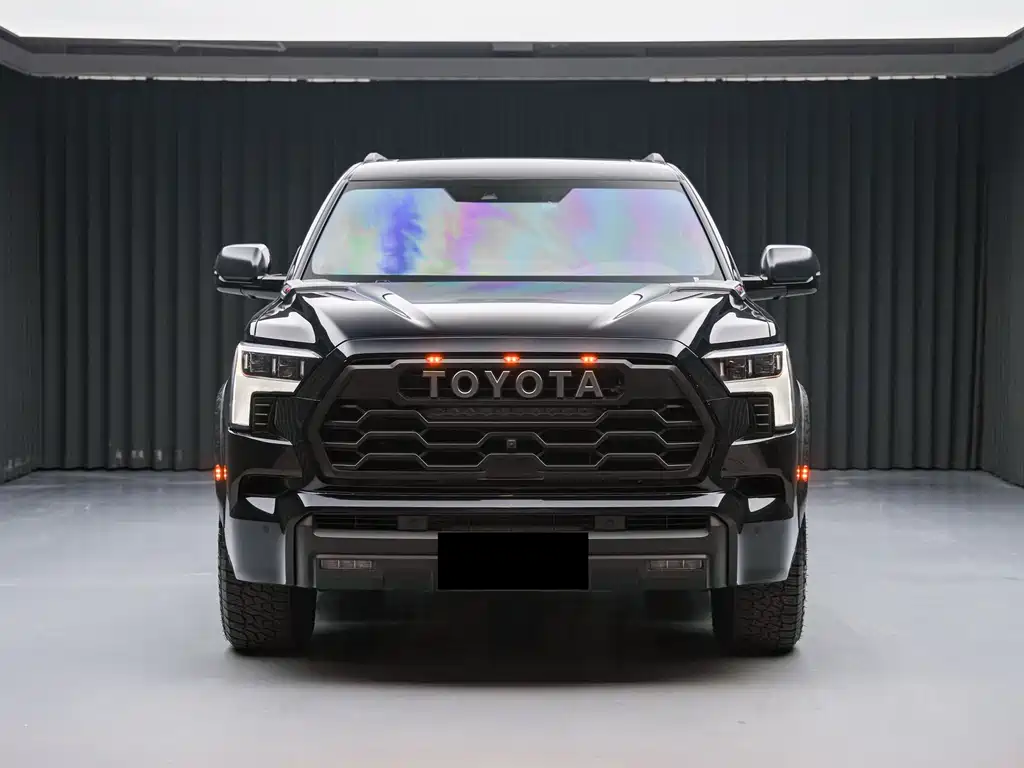 Toyota Sequoia — миниатюра 2