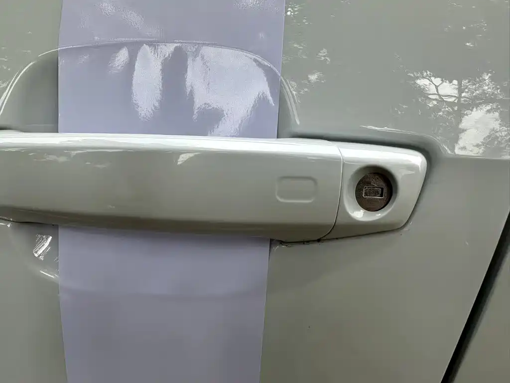 Audi Q2L e-tron — миниатюра 16