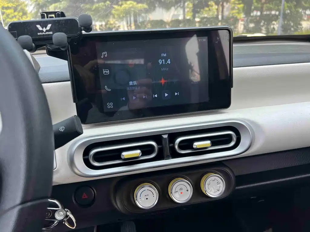 Wuling MINIEV — миниатюра 14