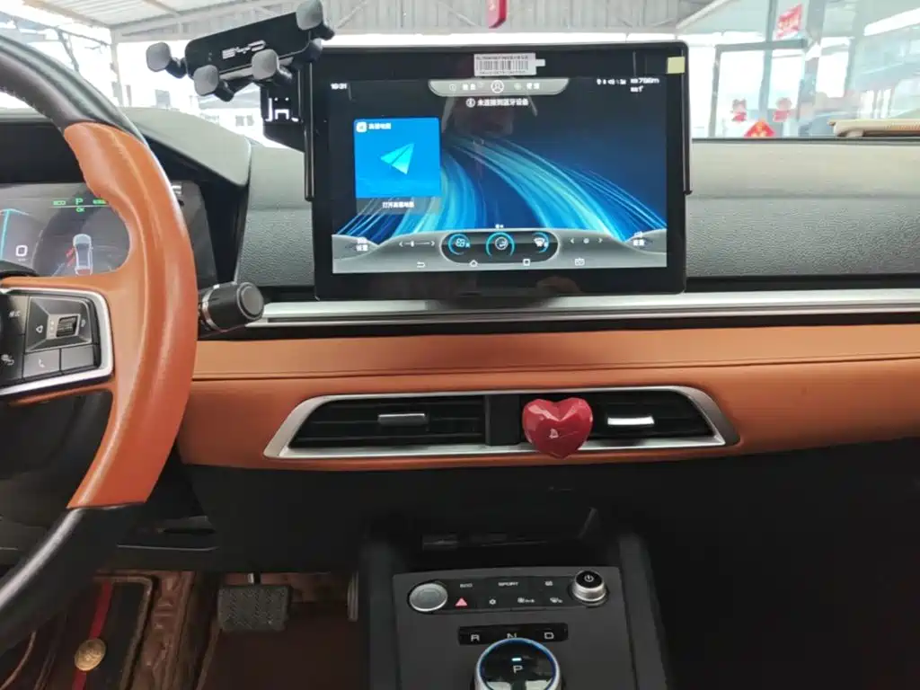 BYD e2 — миниатюра 13