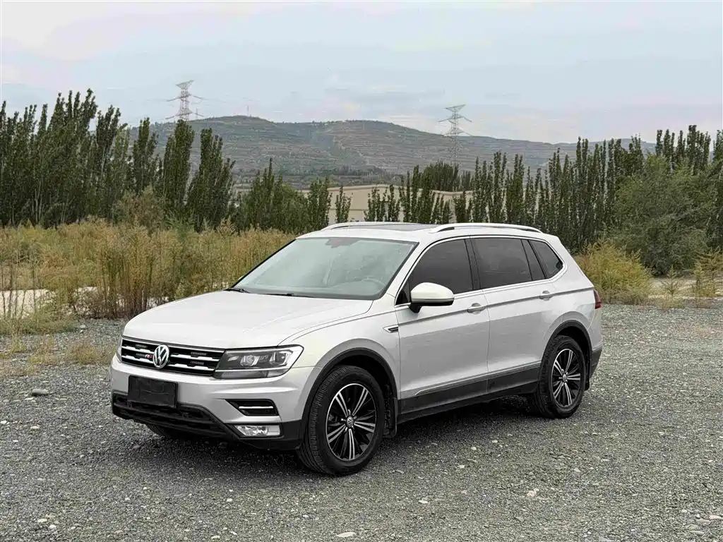 Volkswagen Tiguan L