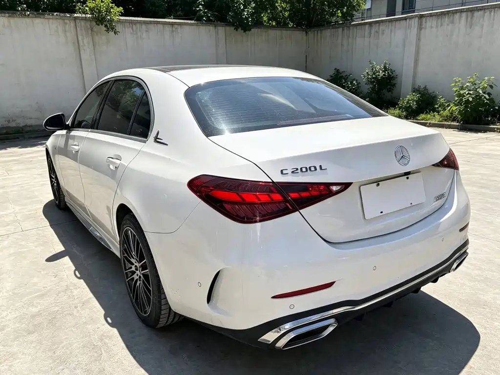 Mercedes-Benz C-Class — миниатюра 4