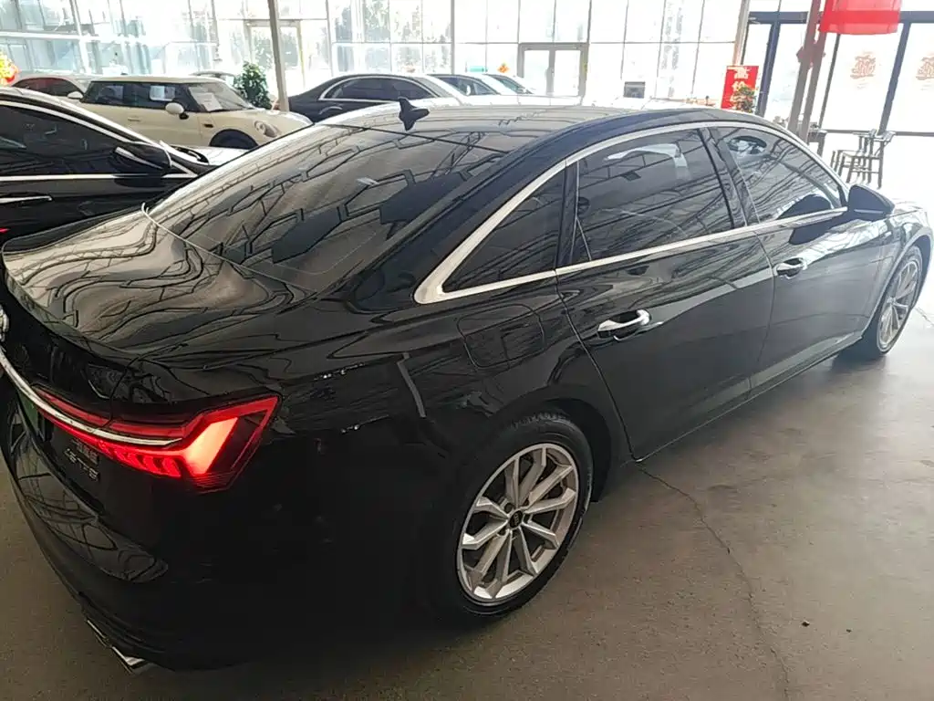 Audi A6L — миниатюра 7