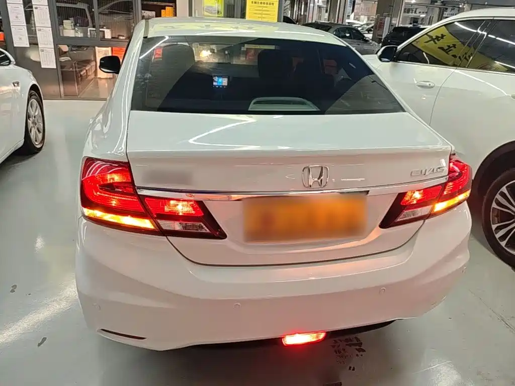 Honda Civic — миниатюра 6