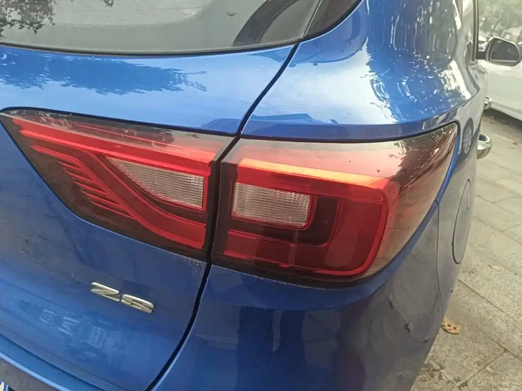 MG ZS — миниатюра 8
