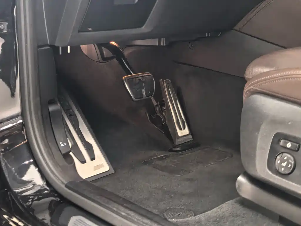 BMW X4 — миниатюра 25