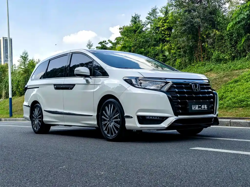 Honda Elysion — миниатюра 3
