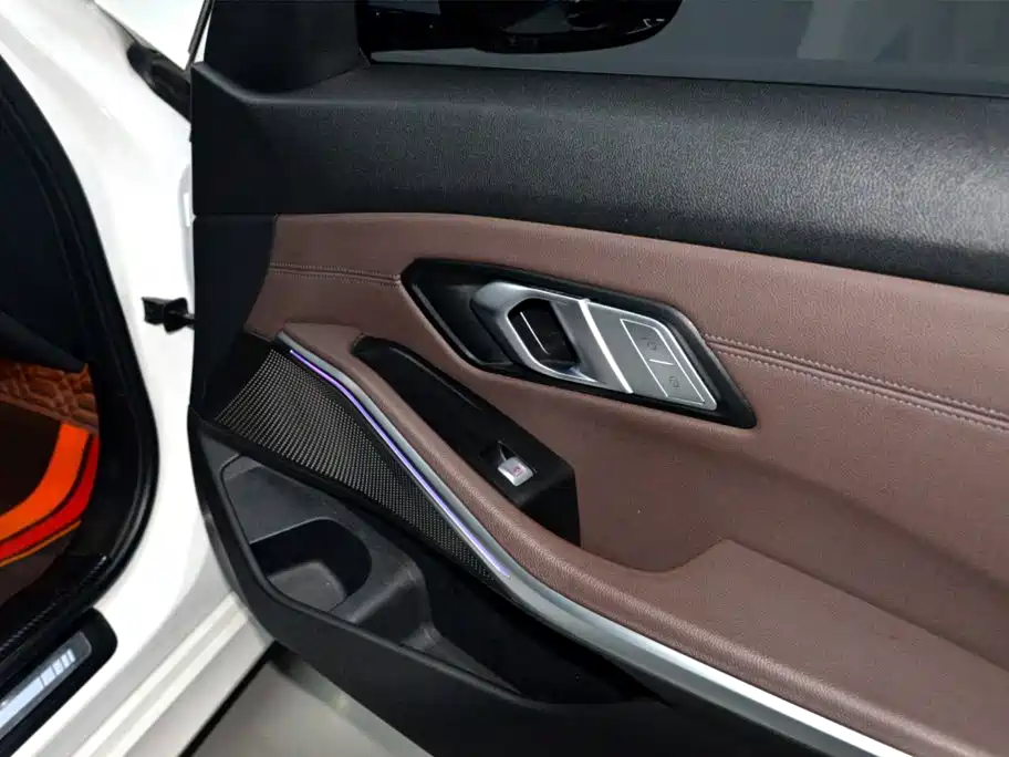 BMW 3 Series — миниатюра 19
